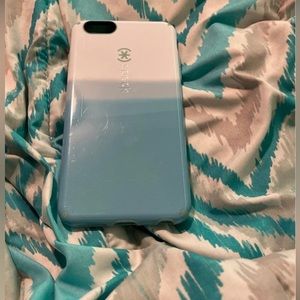 Speck IPhone 6s Plus case.